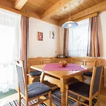 بيت للعطل In Den Alpen Mit Sauna Weinebene